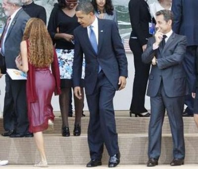 a97675_Barack-Obama-staring-at-Mayora-Tavares1.jpg