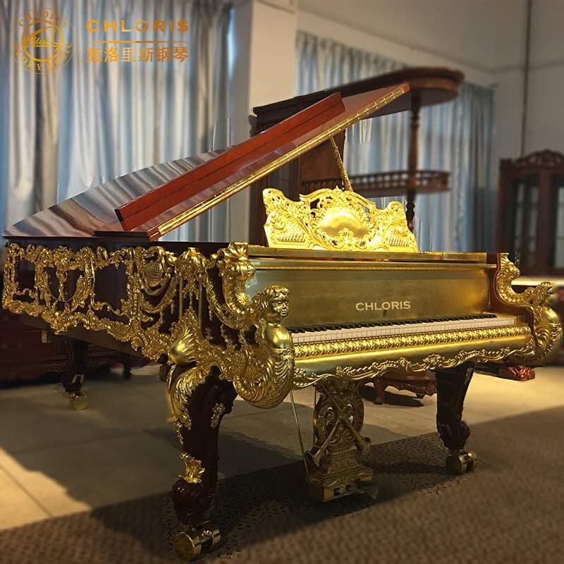 Royal Piano / 38016040_917589441776452_3070920488726298624_n.jpg 38016040_917589441776452_3070920488726298624_n.jpg